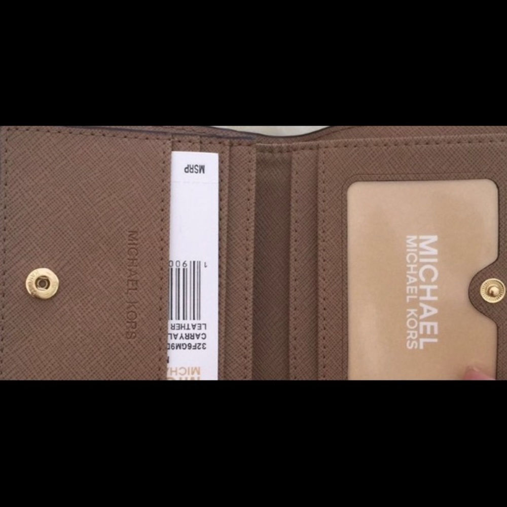 Michael Kors Flap Wallet Mercer Pebbled (Damson) 32T7GM9D1L-599 4in1‎ Carryall - Picture 10 of 10